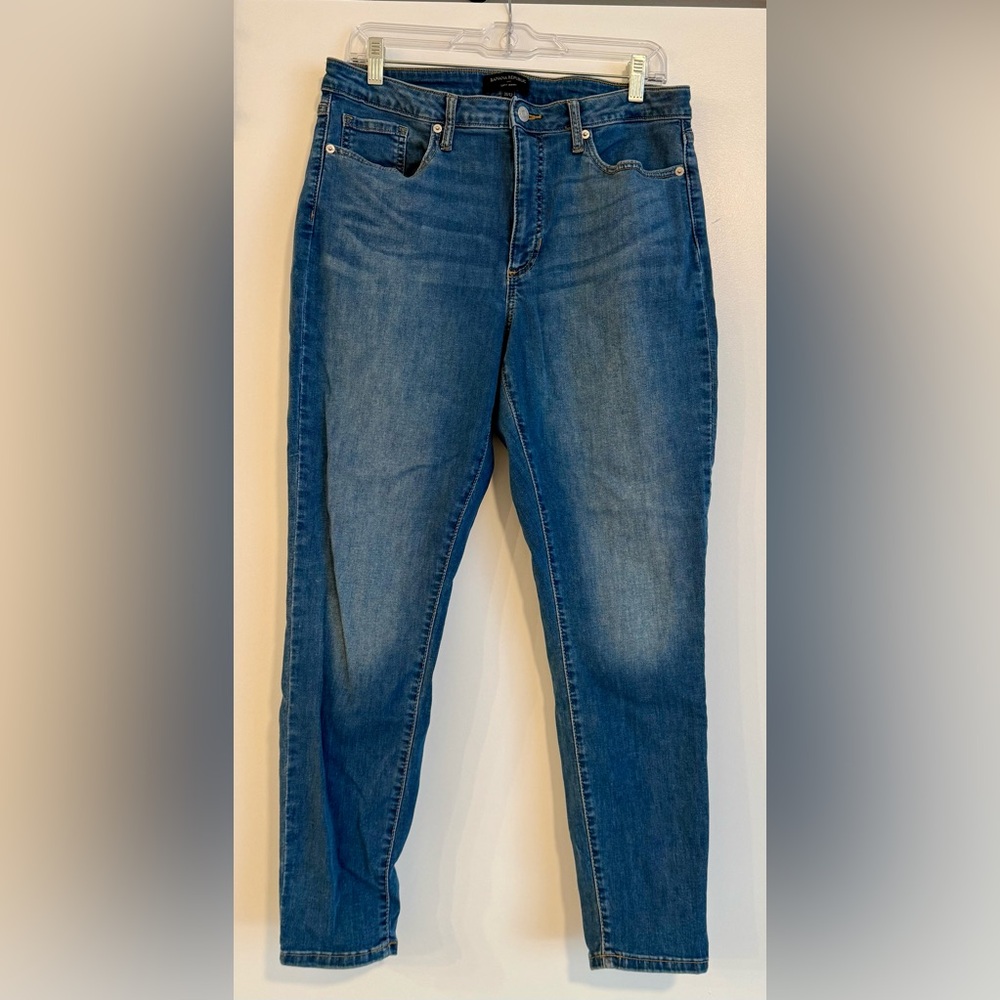 Banana Republic Women's Skinny Jeans in Blue